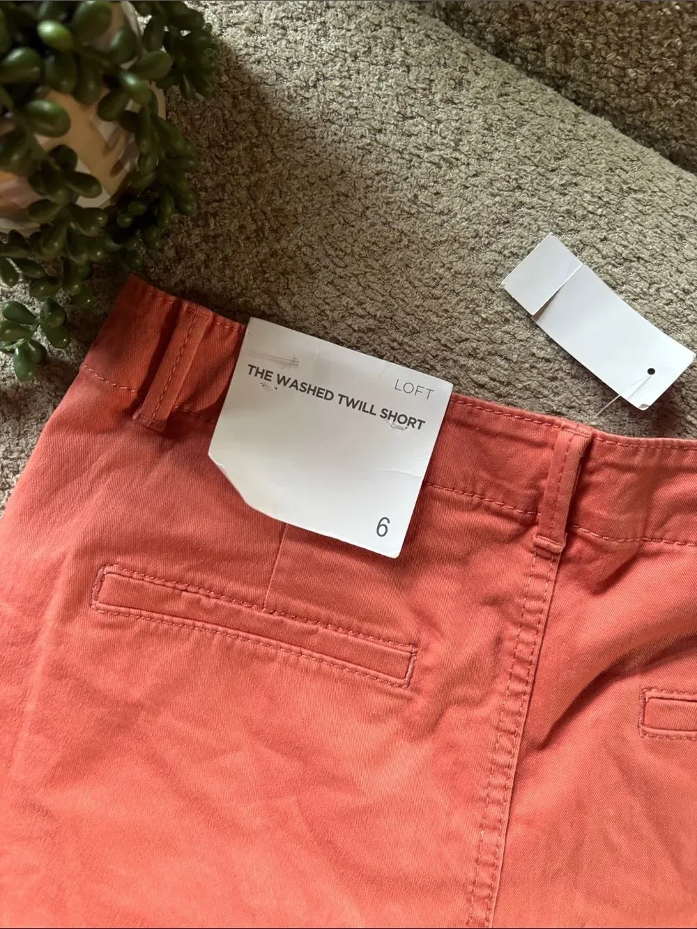 🆕 with tags LOFT Coral Cotton Bermuda Shorts